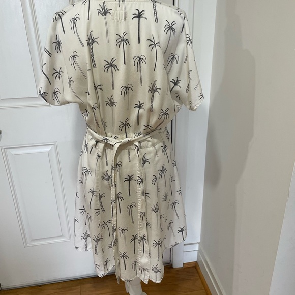 Marine Layer Camila - Picture 7 of 13